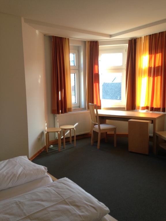 Hotel Oldenburger Hof Birkenfeld  Zimmer foto